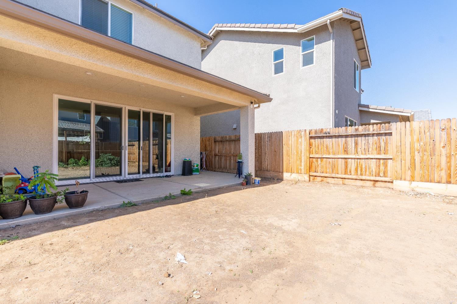 2148 N Millard Ave, Fresno, CA 93727