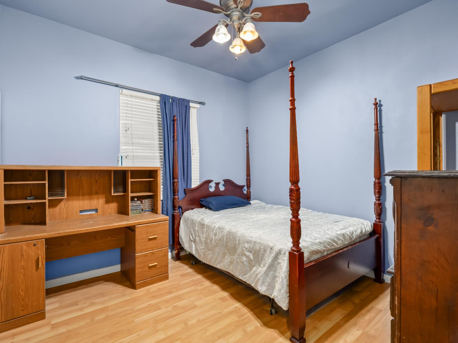 4769 N Emerald Peak Dr, Clovis, CA 93619