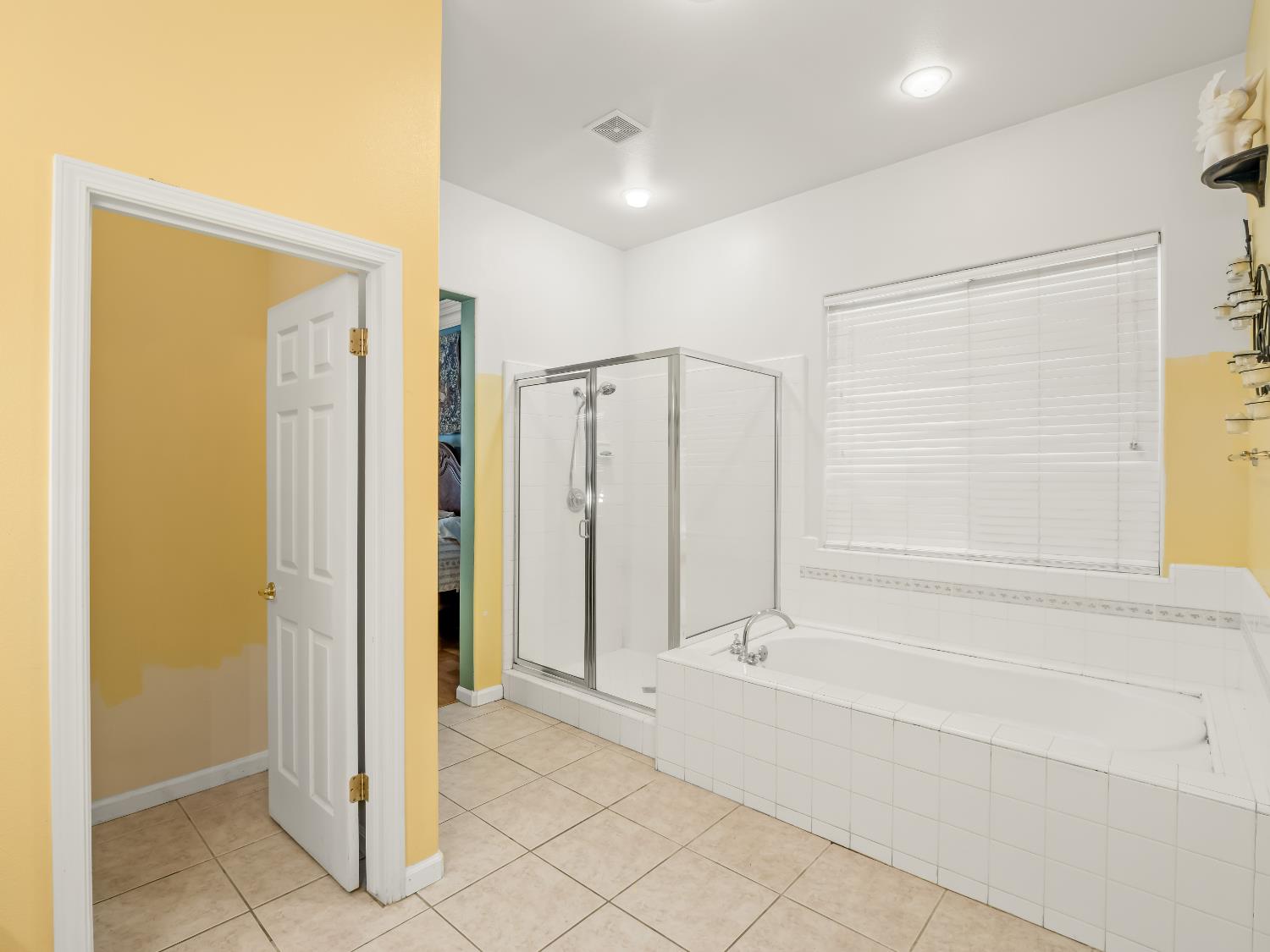 4769 N Emerald Peak Dr, Clovis, CA 93619