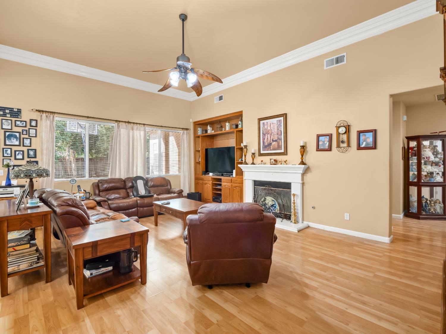 4769 N Emerald Peak Dr, Clovis, CA 93619