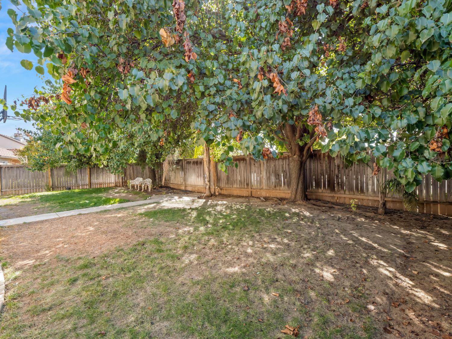 4769 N Emerald Peak Dr, Clovis, CA 93619