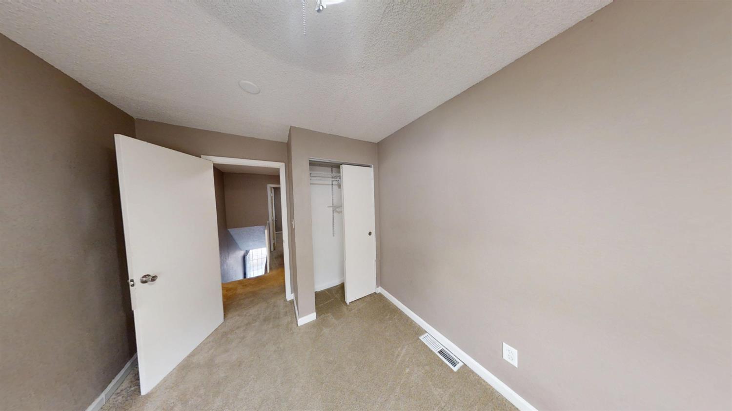 4676 E Alamos Ave #124, Fresno, CA 93726