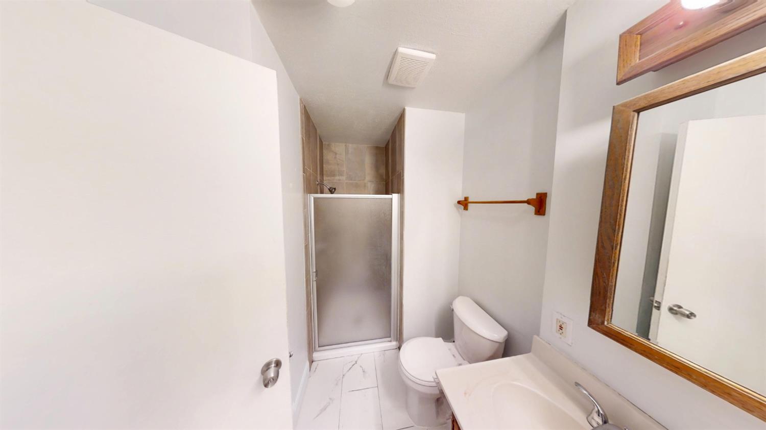 4676 E Alamos Ave #124, Fresno, CA 93726