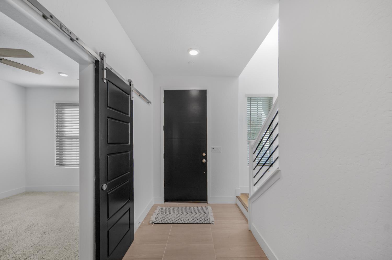460 W Balsam Ln, Clovis, CA 93611