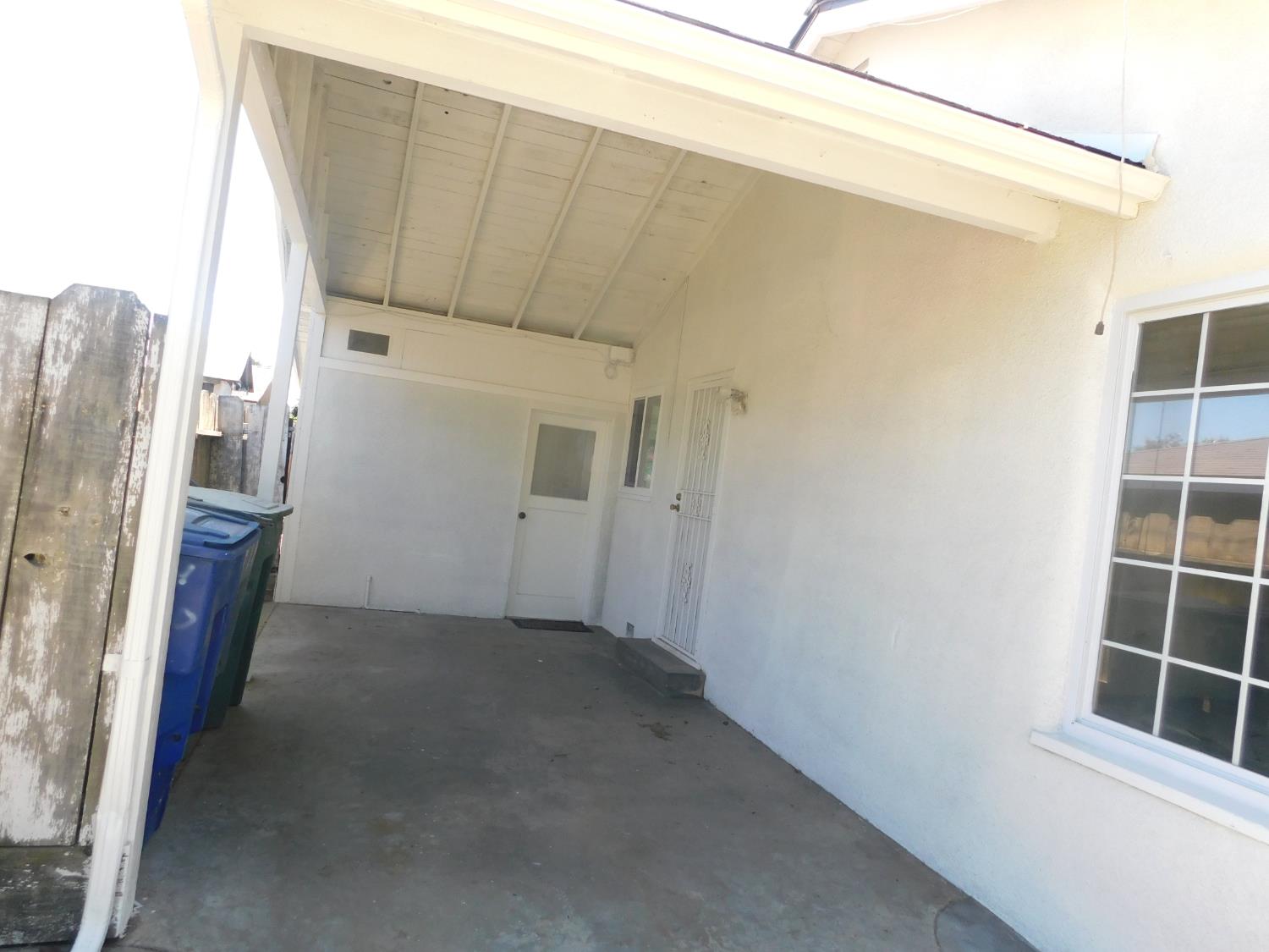 4774 E Hammond, Fresno, CA 93703