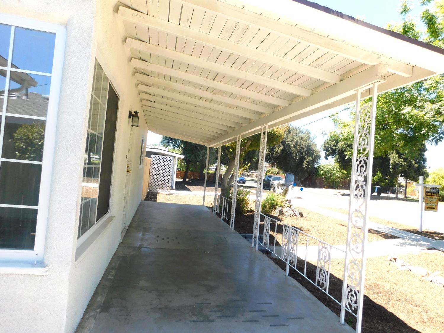 4774 E Hammond, Fresno, CA 93703