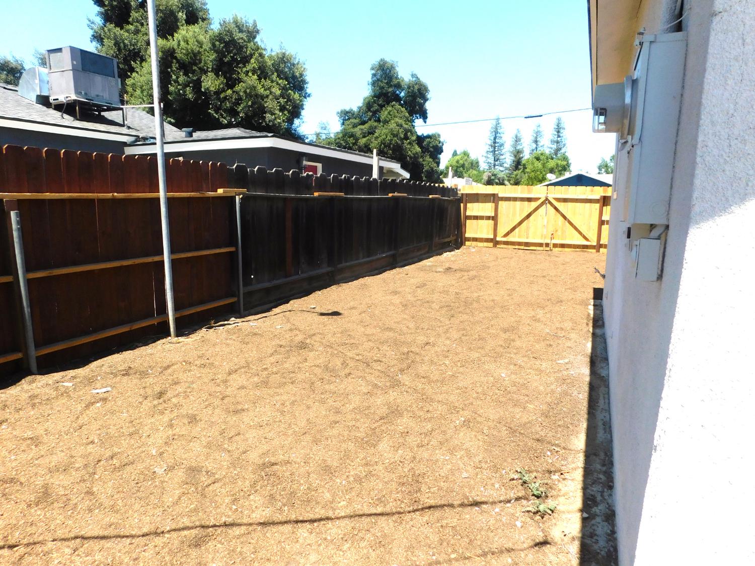 4774 E Hammond, Fresno, CA 93703