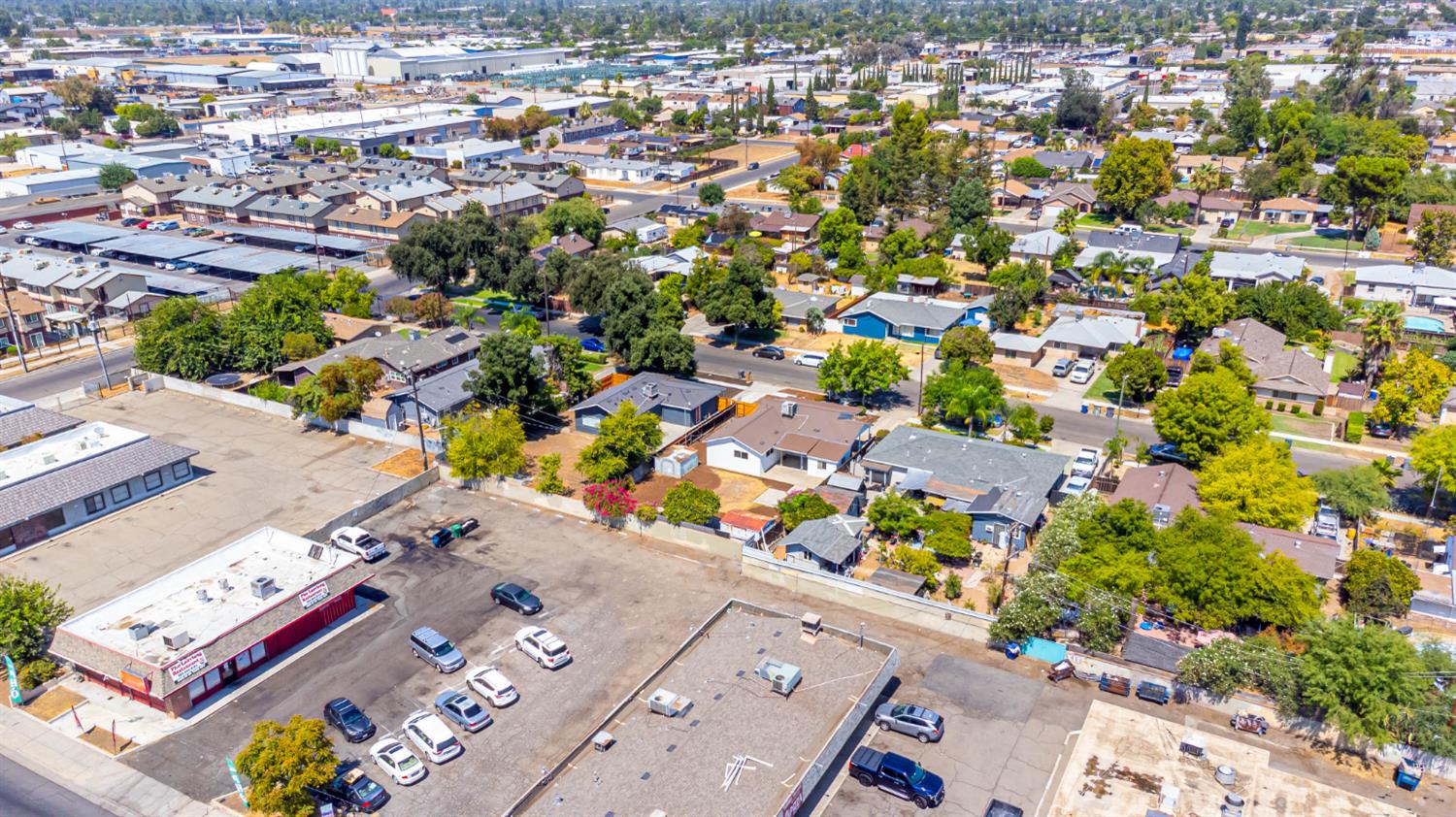 4774 E Hammond, Fresno, CA 93703