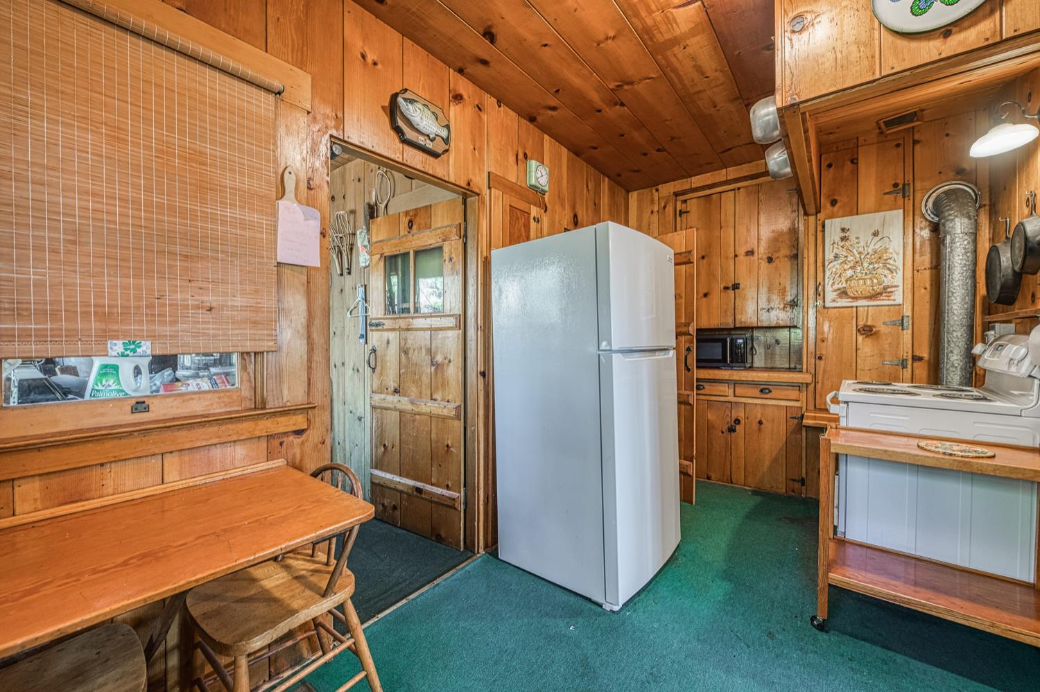 15 Rock Haven, Shaver Lake, CA 93664