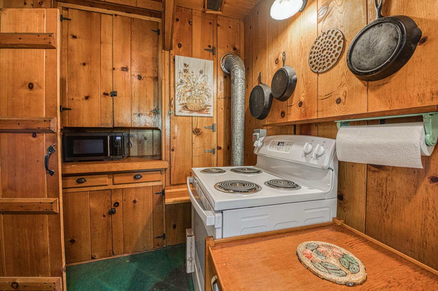 15 Rock Haven, Shaver Lake, CA 93664