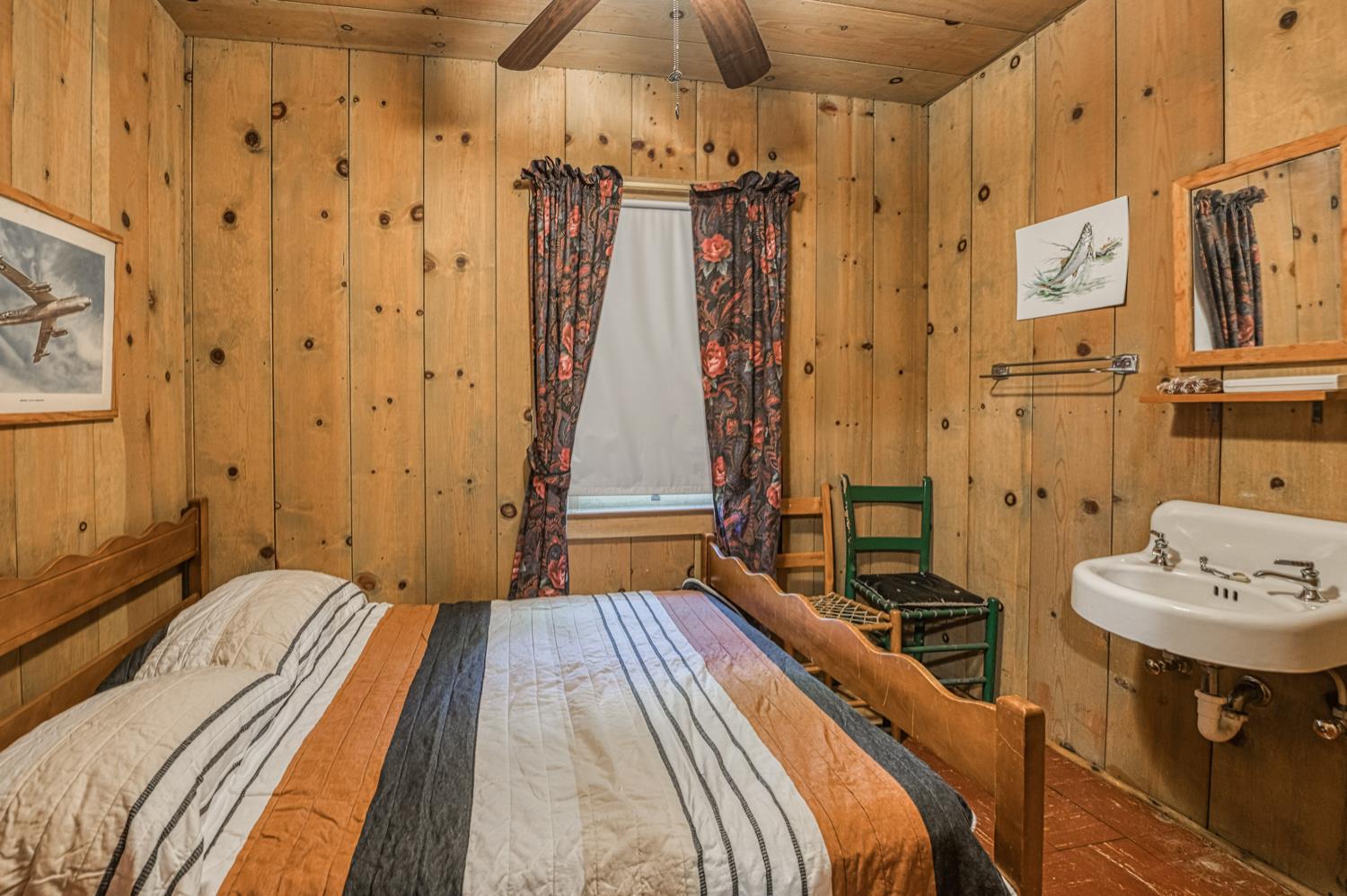 15 Rock Haven, Shaver Lake, CA 93664