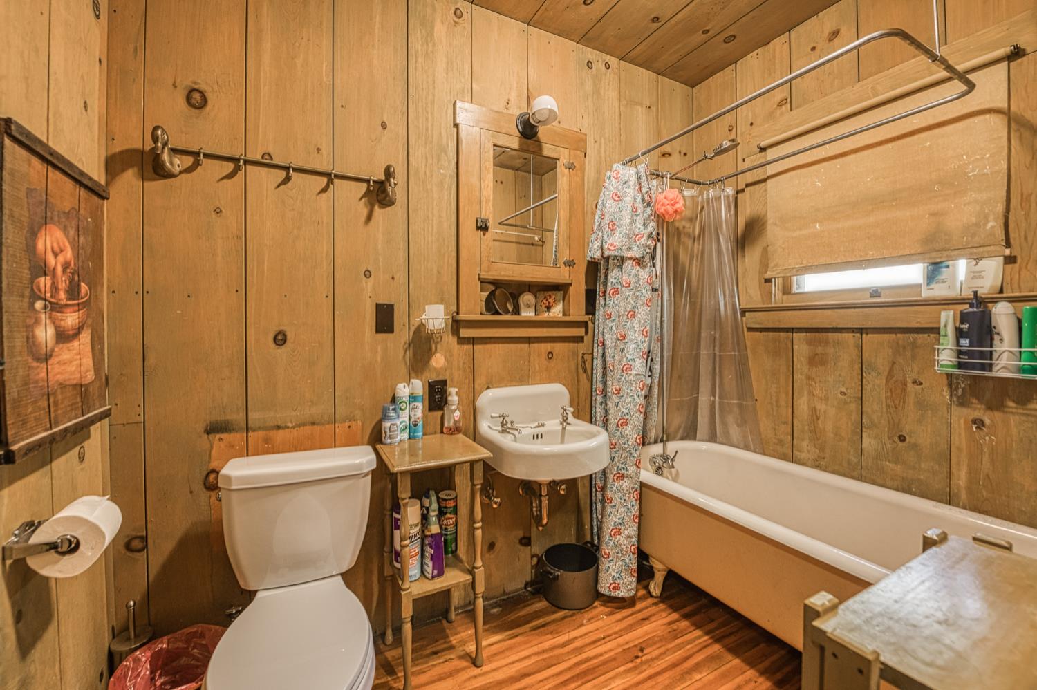 15 Rock Haven, Shaver Lake, CA 93664