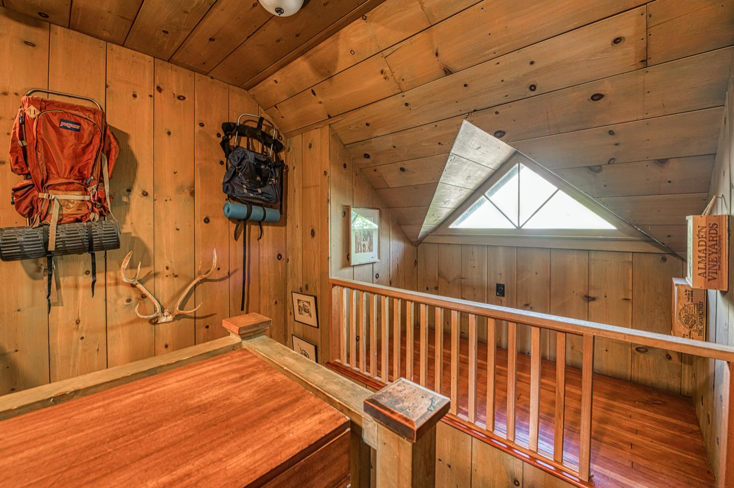 15 Rock Haven, Shaver Lake, CA 93664