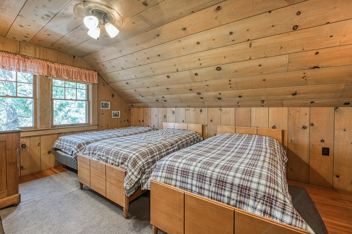 15 Rock Haven, Shaver Lake, CA 93664