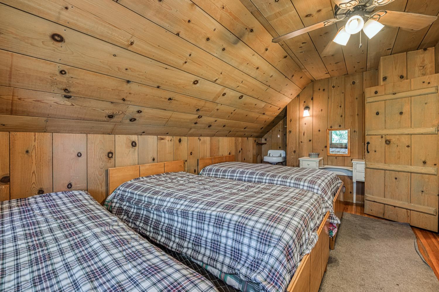 15 Rock Haven, Shaver Lake, CA 93664