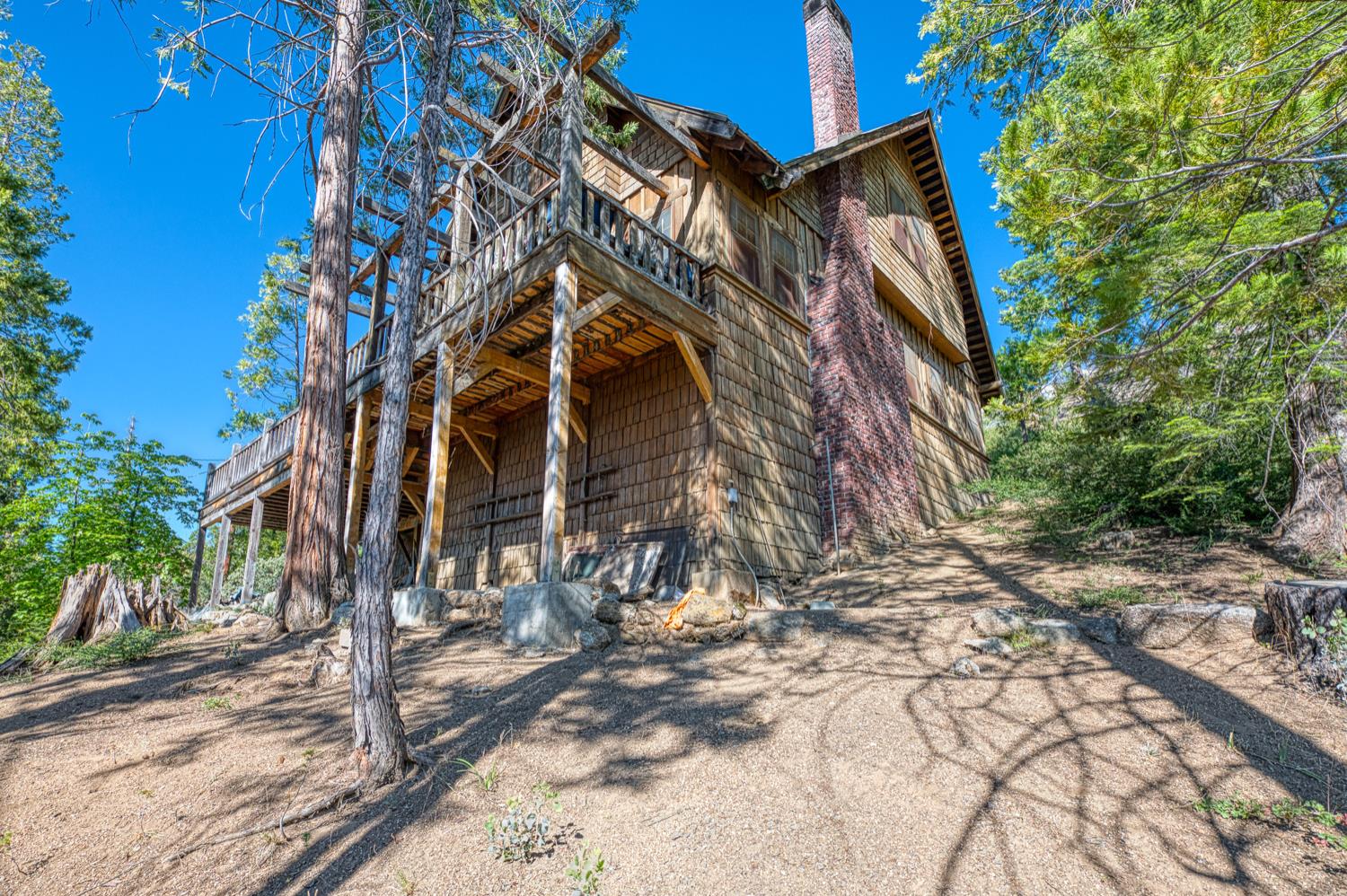 15 Rock Haven, Shaver Lake, CA 93664