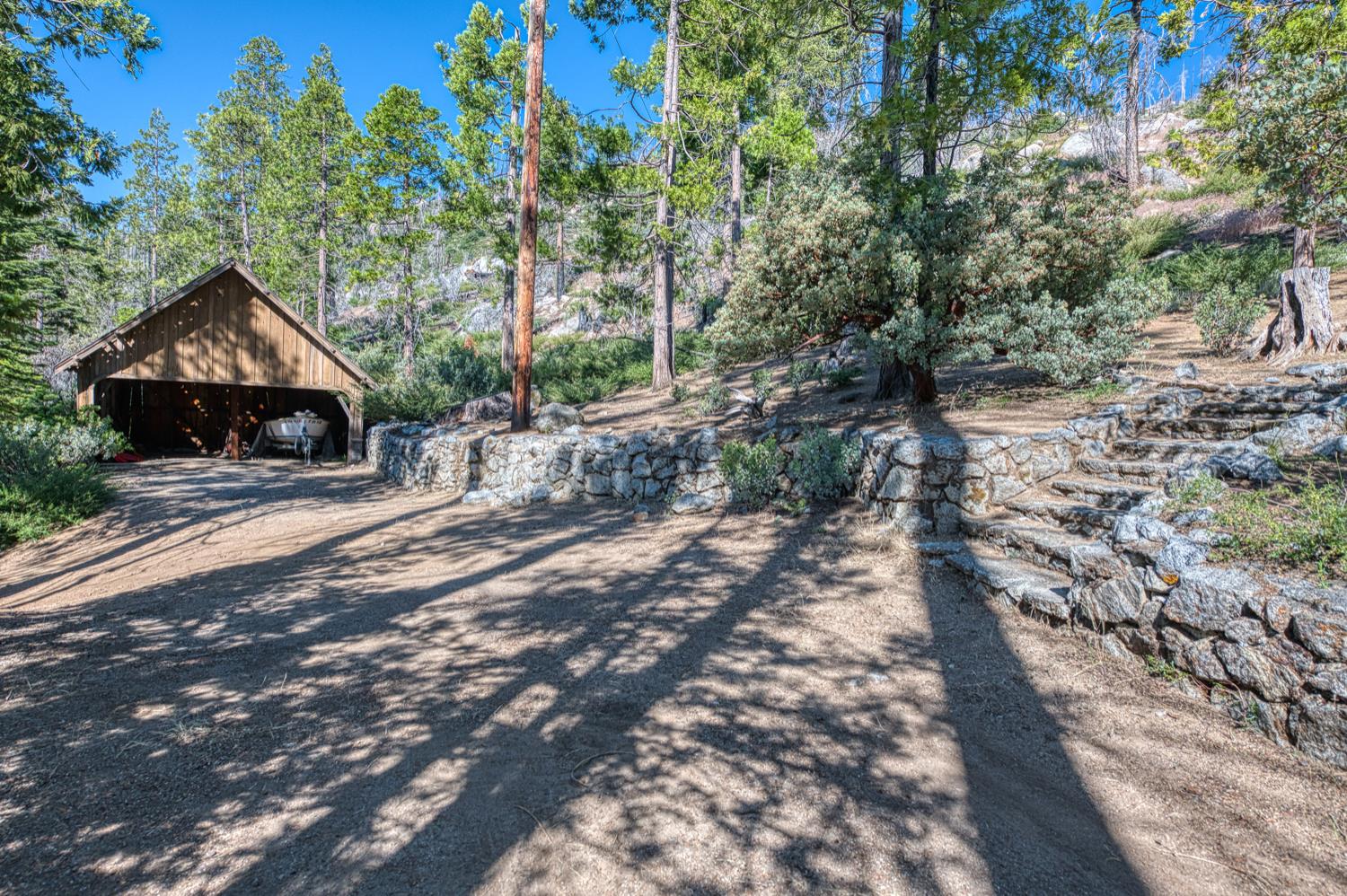 15 Rock Haven, Shaver Lake, CA 93664