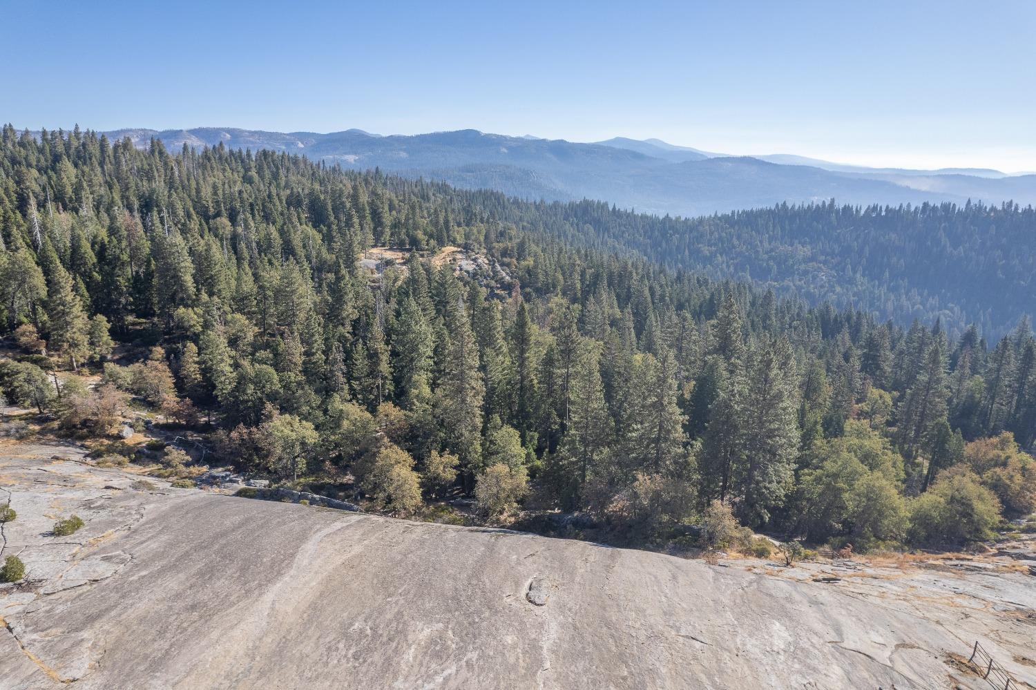 42308 Majestic Ln, Shaver Lake, CA 93664