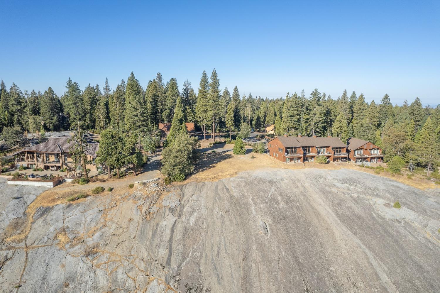 42308 Majestic Ln, Shaver Lake, CA 93664