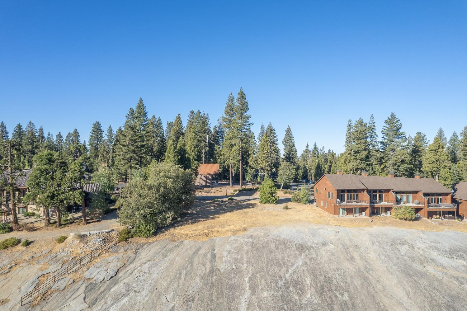 42308 Majestic Ln, Shaver Lake, CA 93664