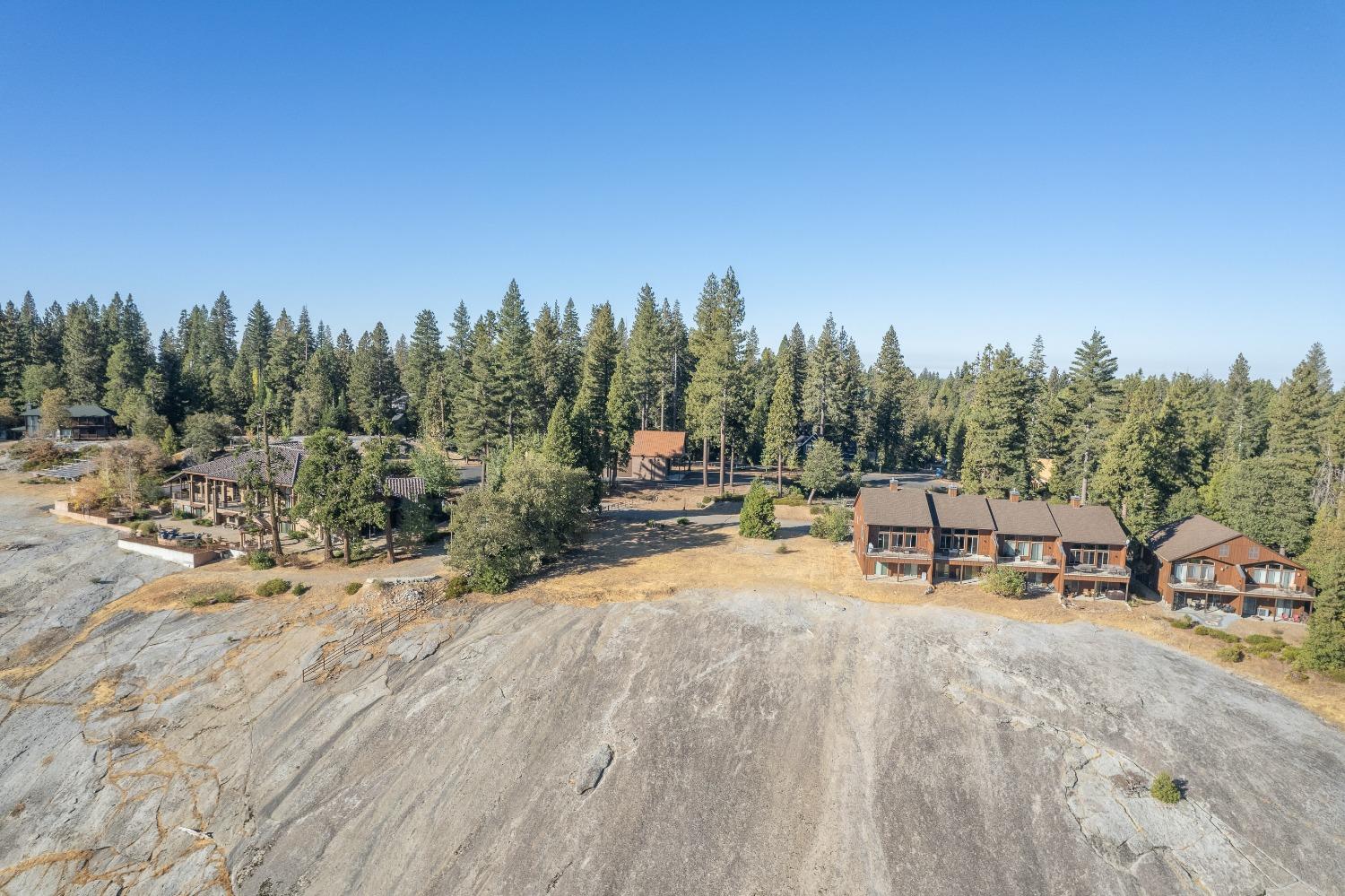 42308 Majestic Ln, Shaver Lake, CA 93664