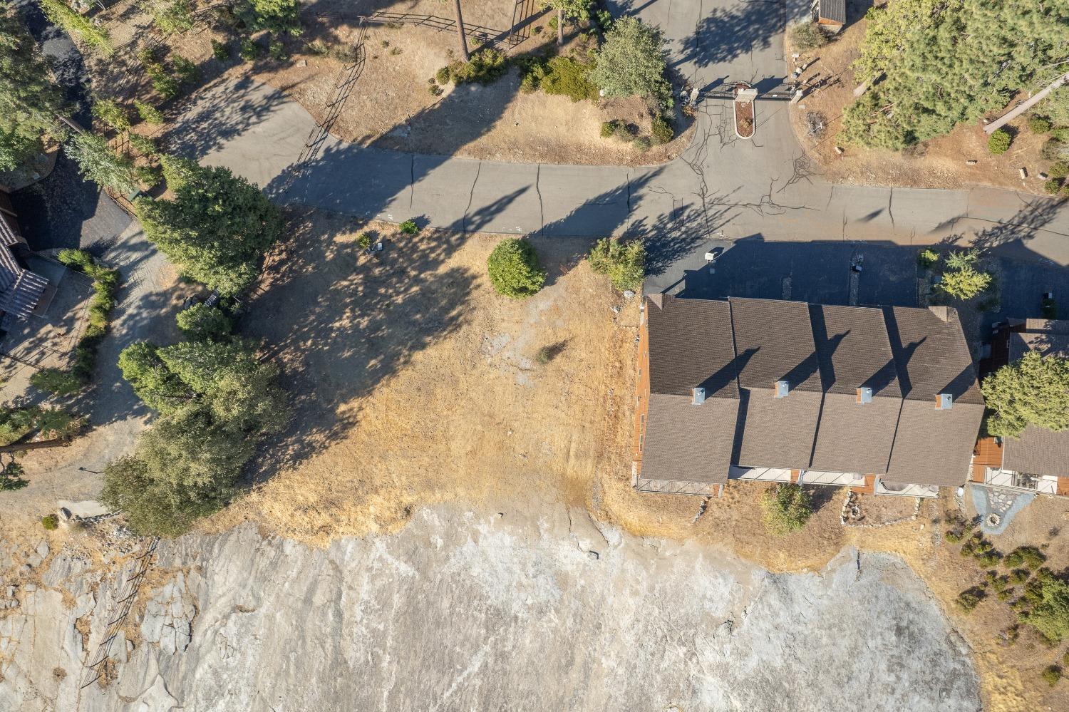 42308 Majestic Ln, Shaver Lake, CA 93664