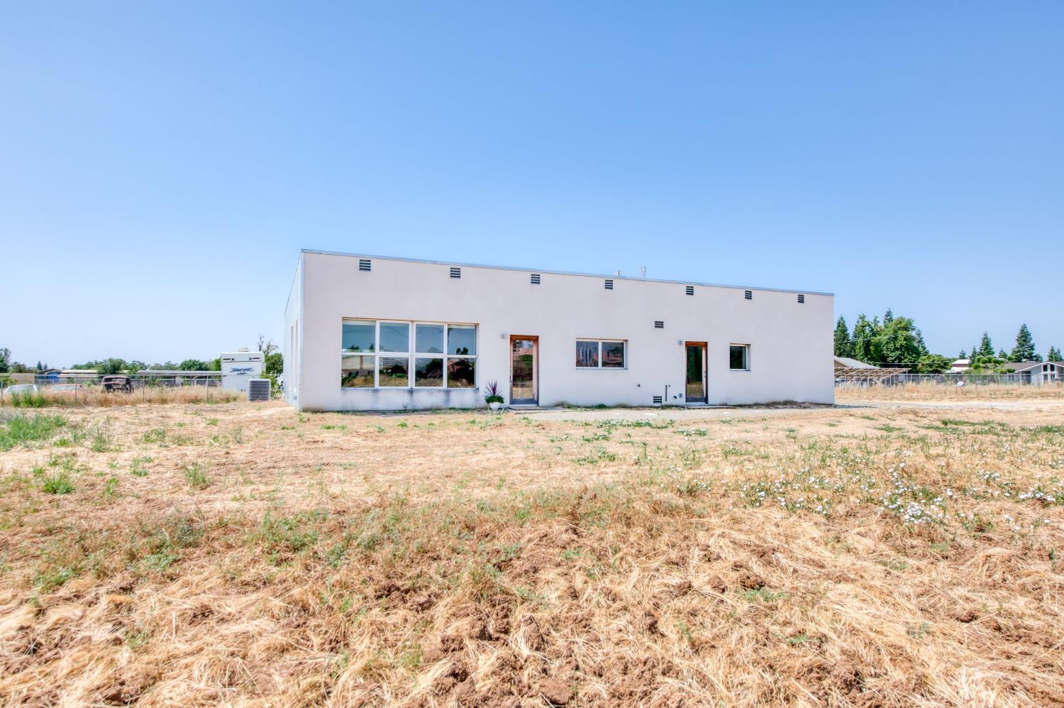 5189 E Copper Ave, Clovis, CA 93619