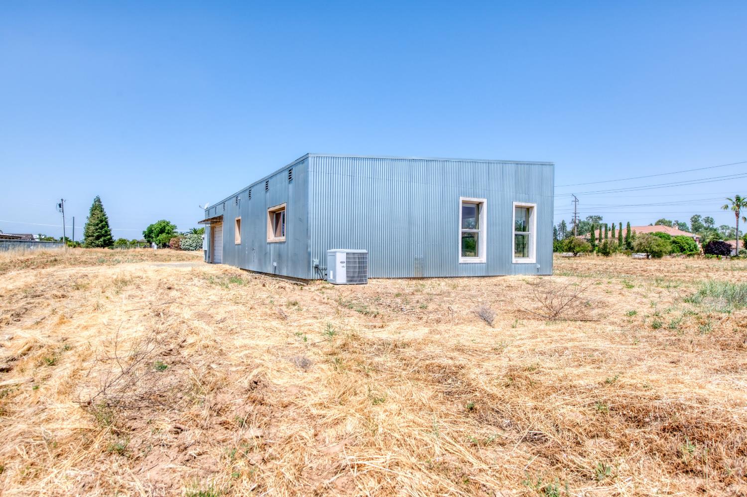 5189 E Copper Ave, Clovis, CA 93619