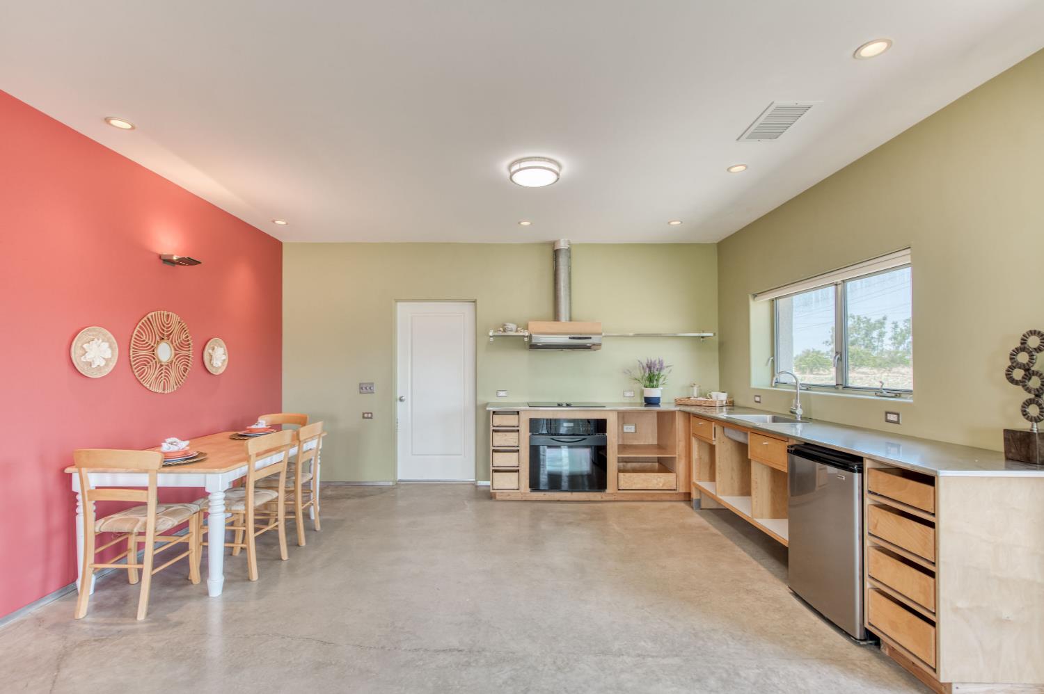 5189 E Copper Ave, Clovis, CA 93619