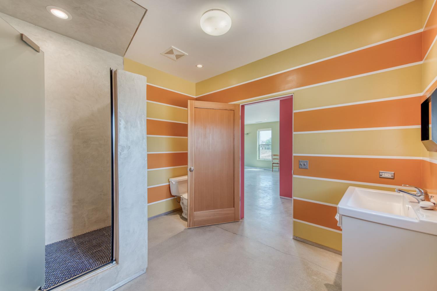 5189 E Copper Ave, Clovis, CA 93619