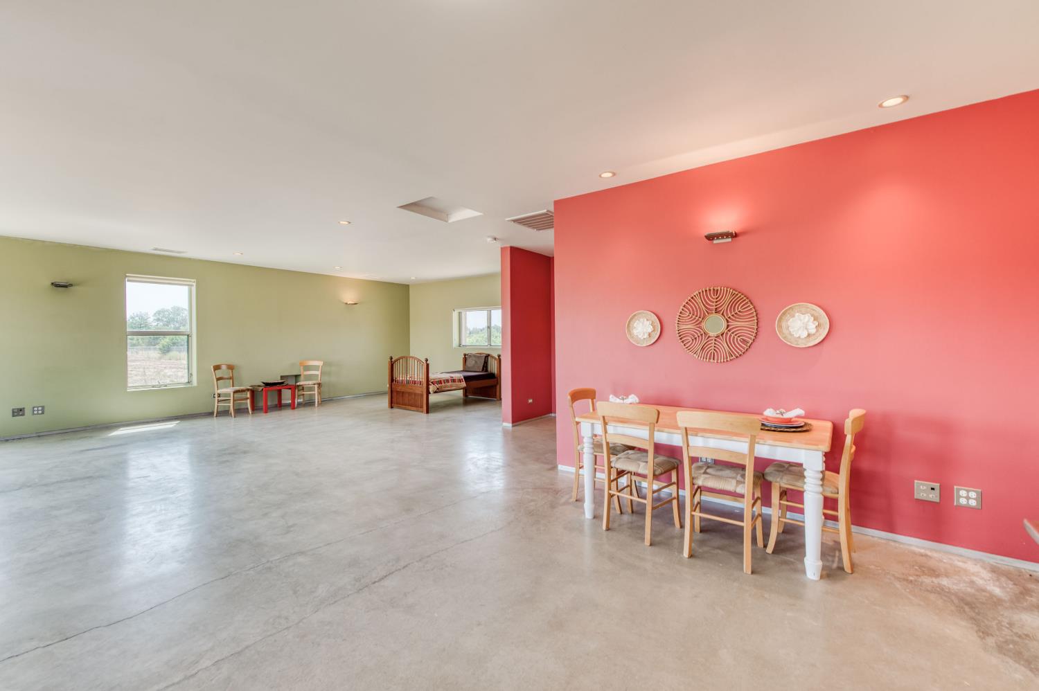 5189 E Copper Ave, Clovis, CA 93619