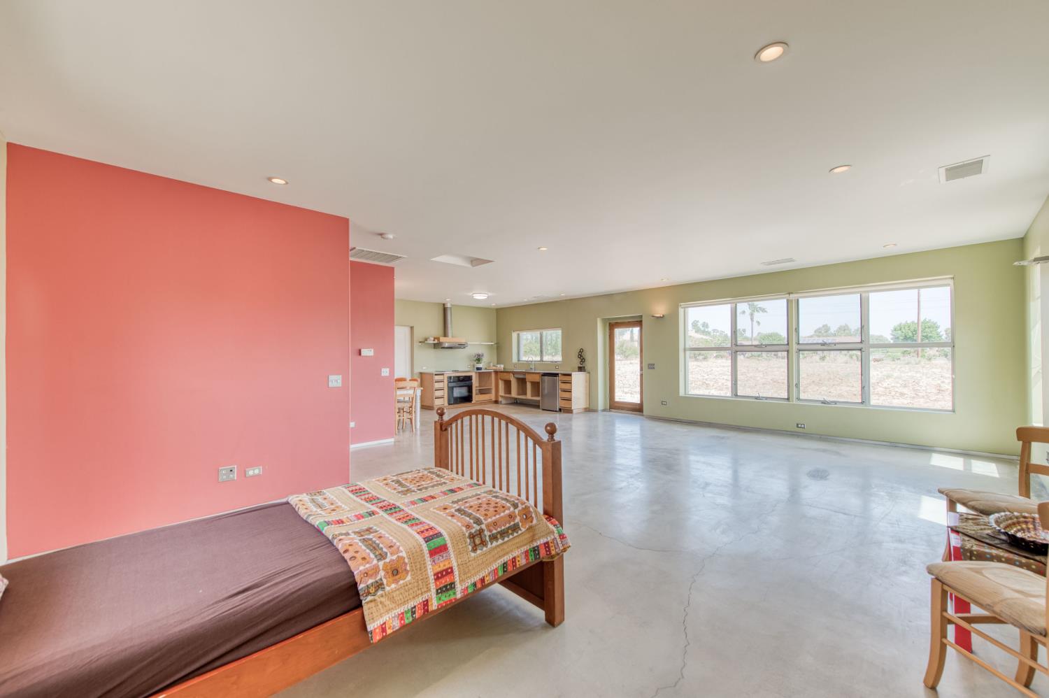 5189 E Copper Ave, Clovis, CA 93619