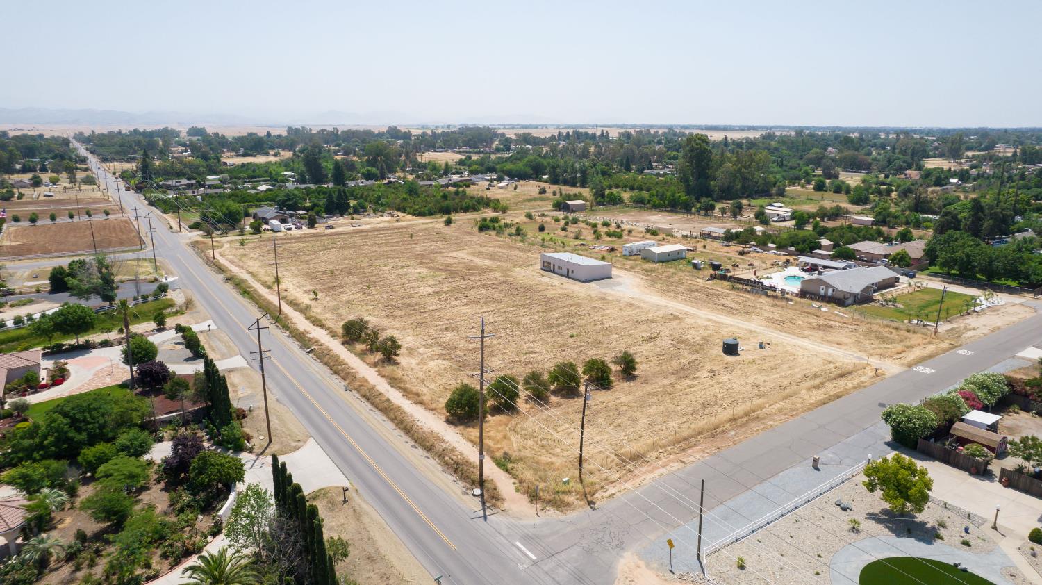 5189 E Copper Ave, Clovis, CA 93619