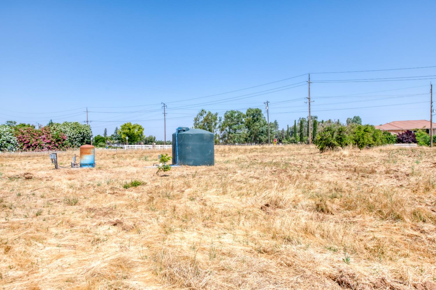 5189 E Copper Ave, Clovis, CA 93619