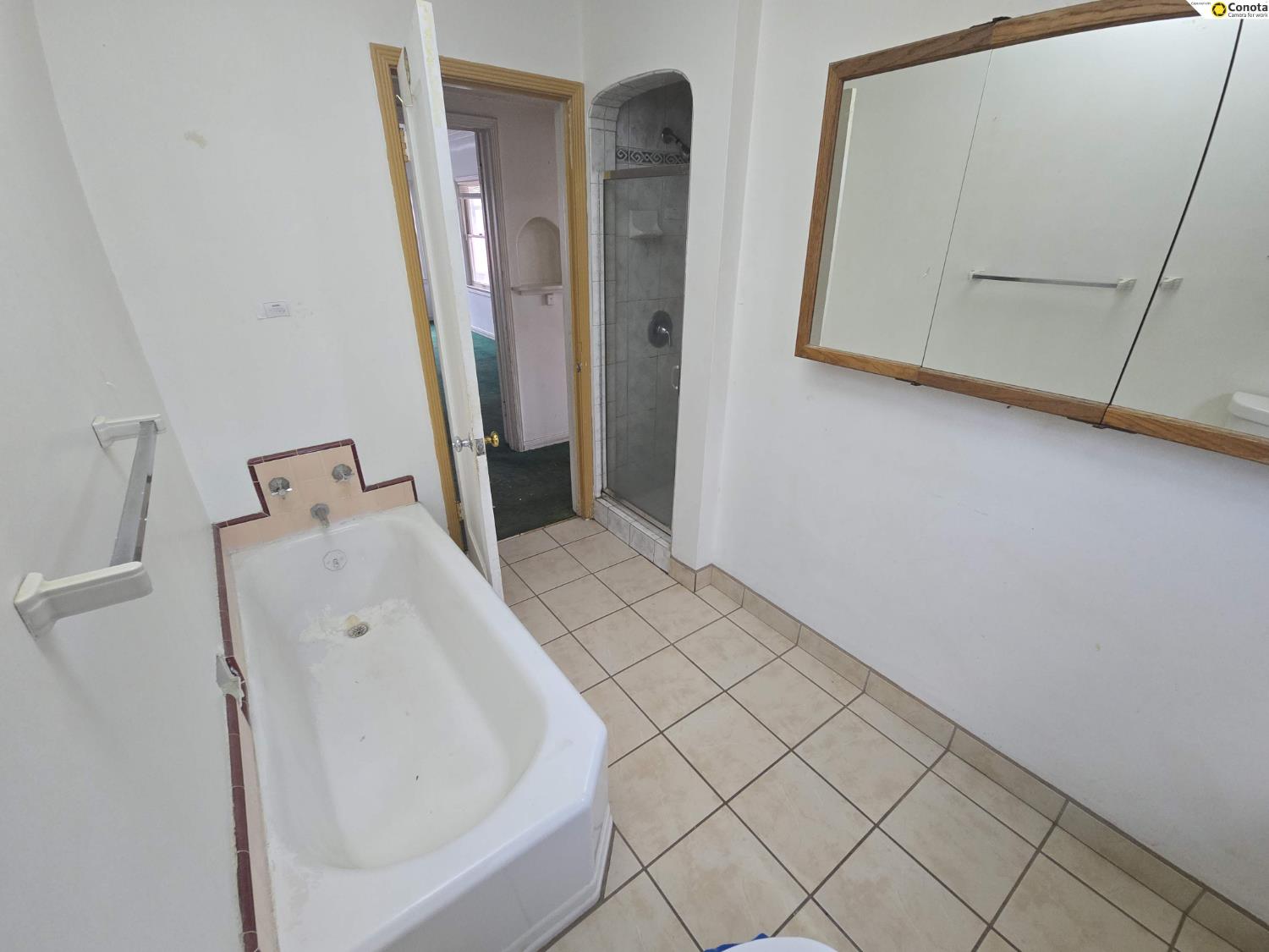 3581 E Alta Ave, Fresno, CA 93702
