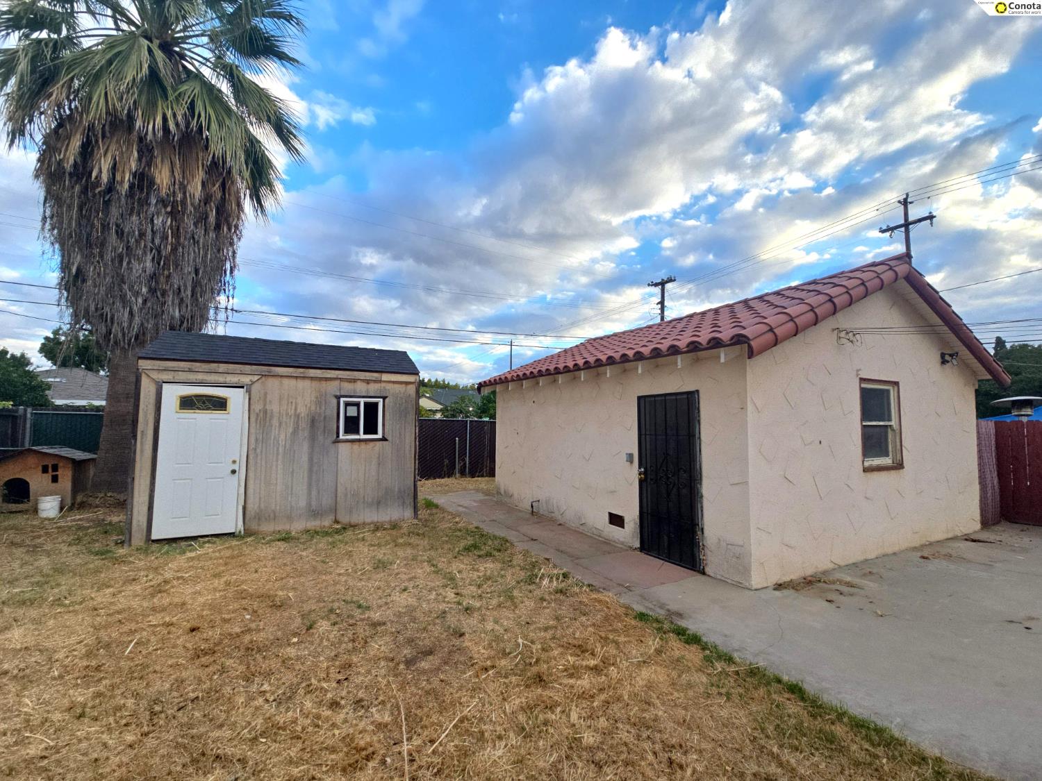 3581 E Alta Ave, Fresno, CA 93702