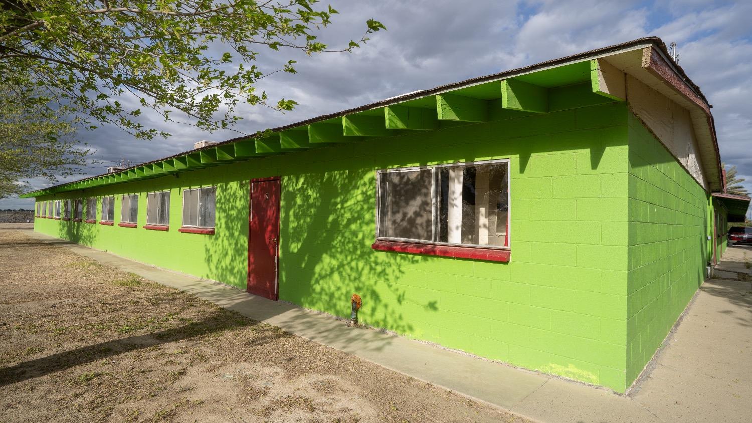 35976 S Siskiyou Ave, Huron, CA 93234