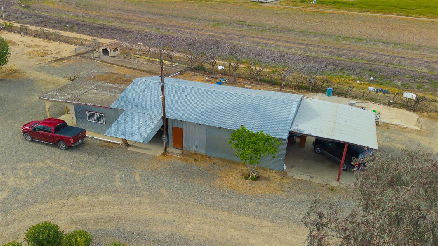 35976 S Siskiyou Ave, Huron, CA 93234