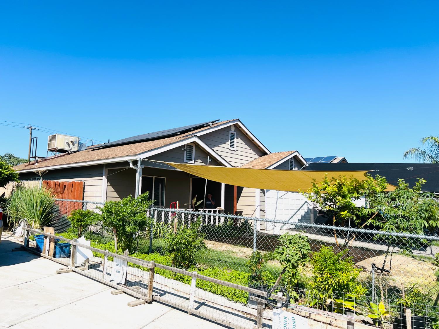 2586 S Habitat Ave, Fresno, CA 93706