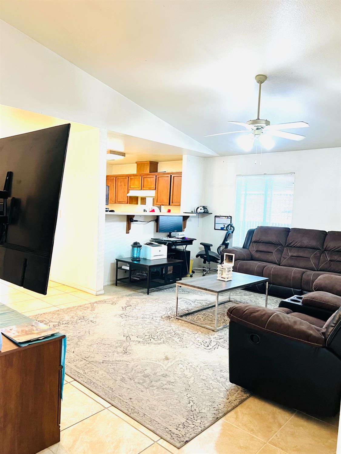 2586 S Habitat Ave, Fresno, CA 93706