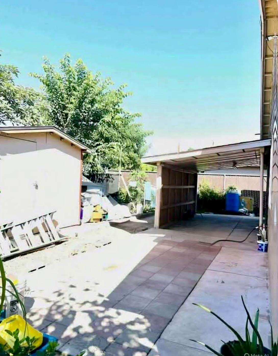 2586 S Habitat Ave, Fresno, CA 93706
