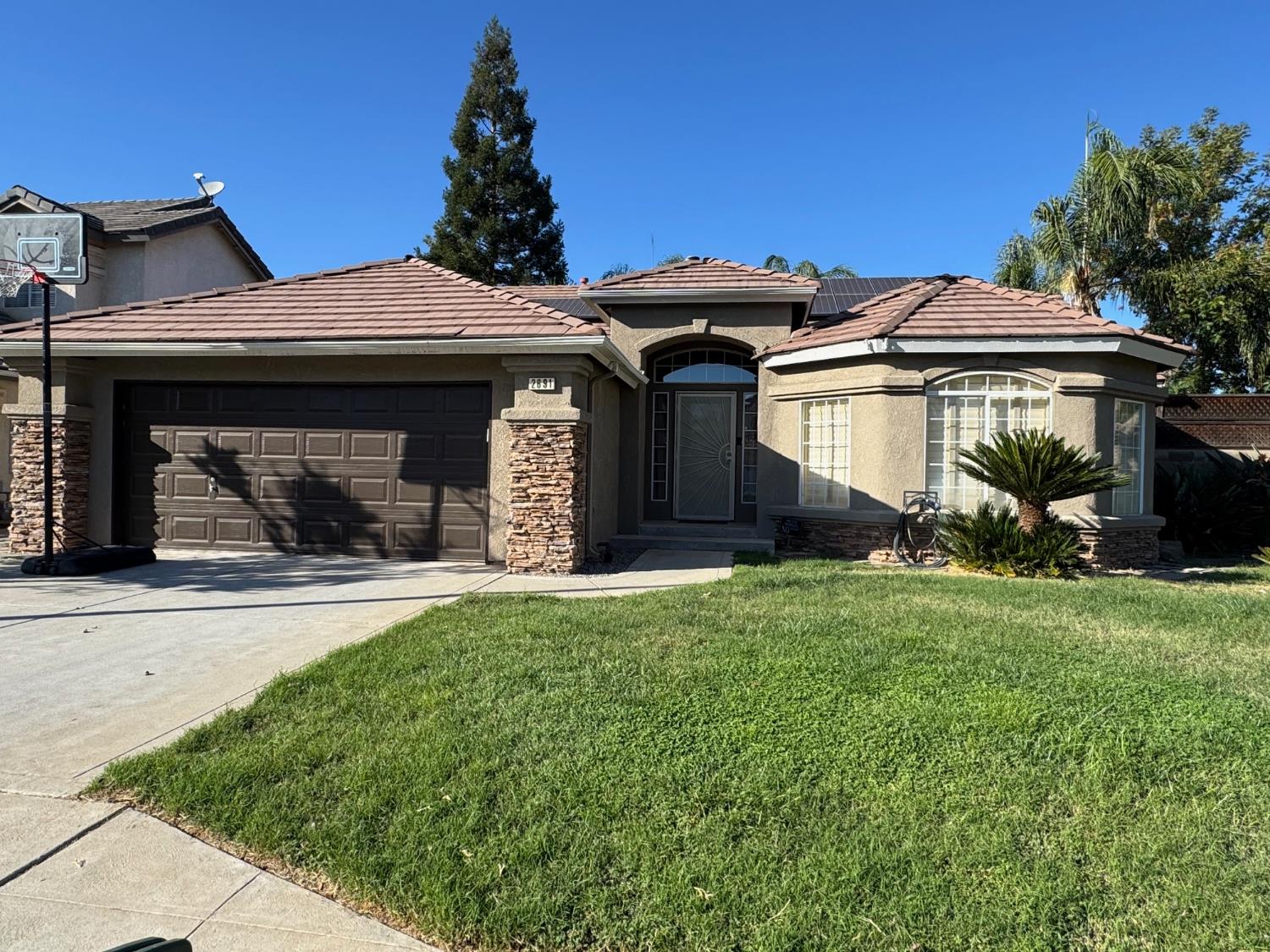 2691 Morris Ave, Clovis, CA 93611