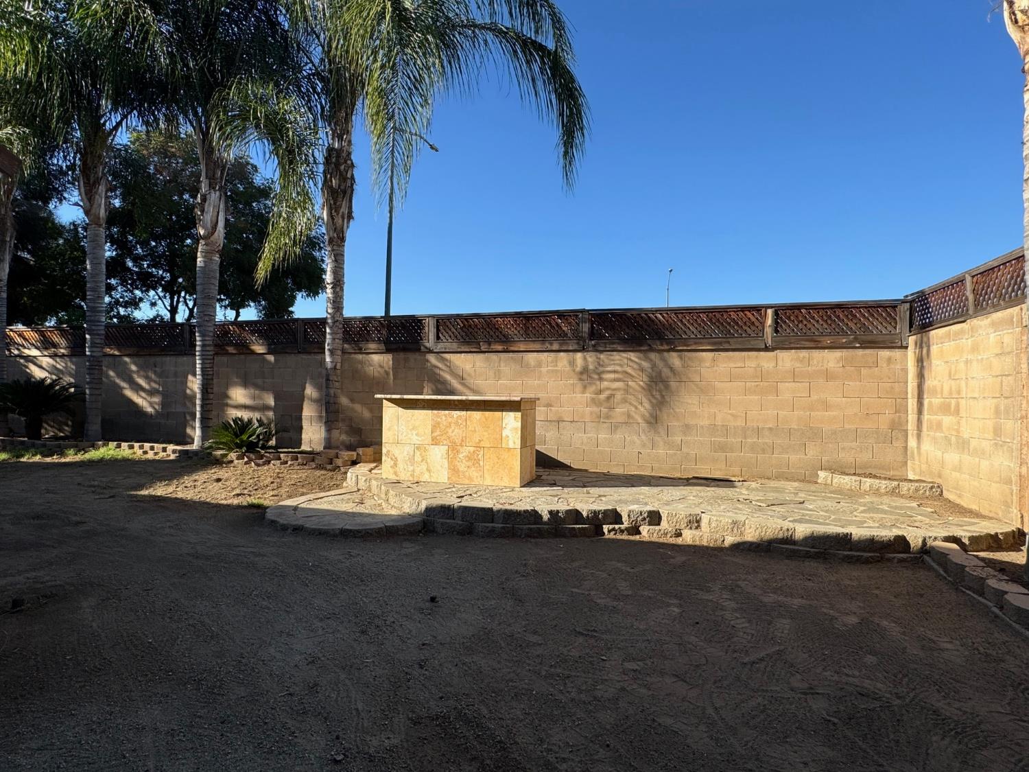 2691 Morris Ave, Clovis, CA 93611