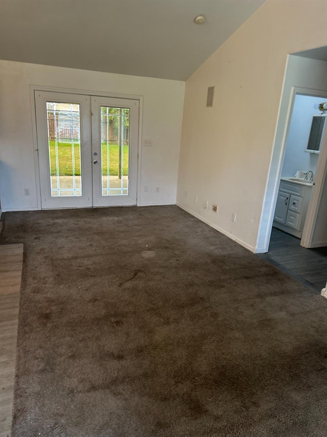 2316 E Norwich Ave, Fresno, CA 93726