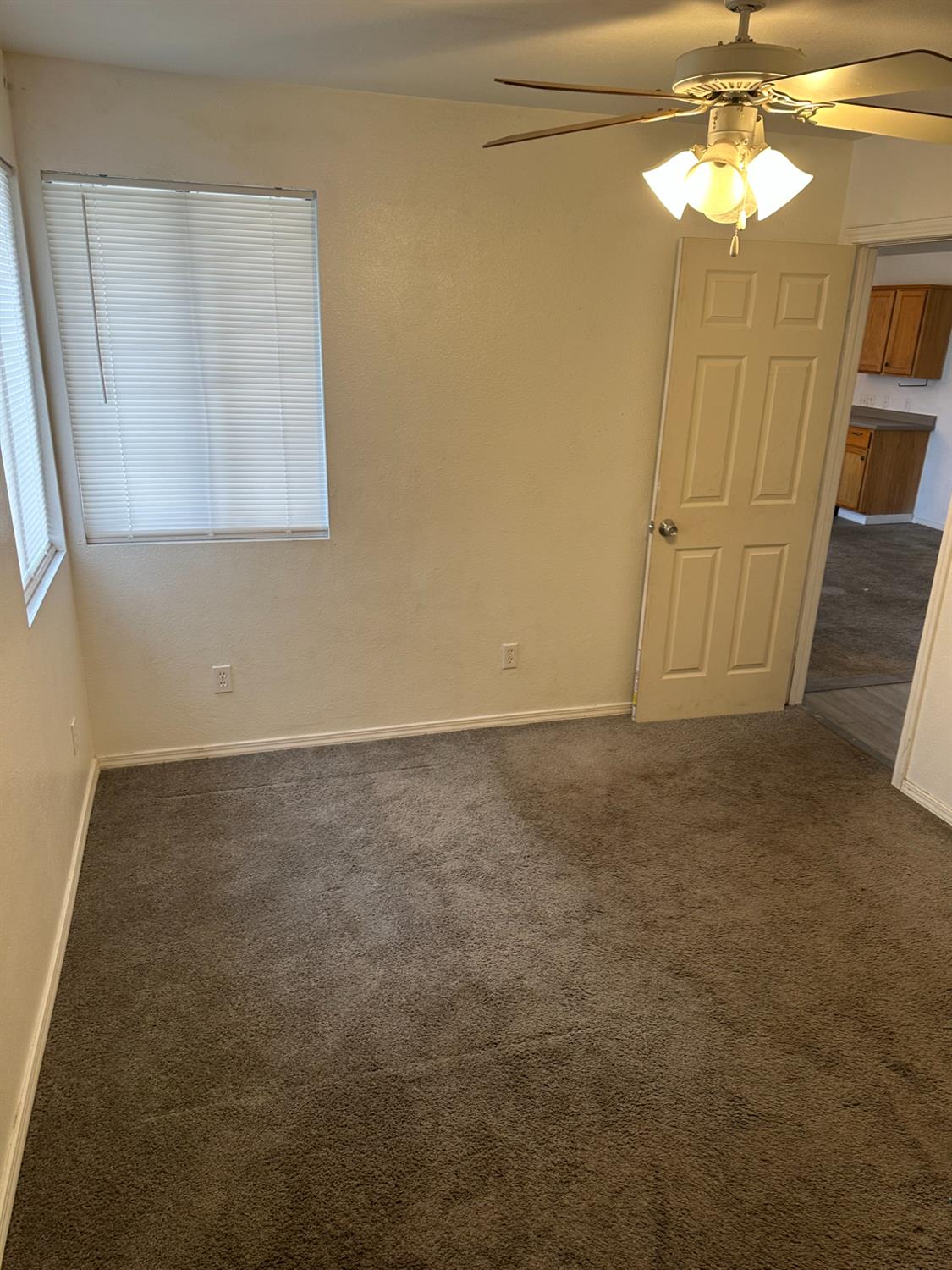 2316 E Norwich Ave, Fresno, CA 93726