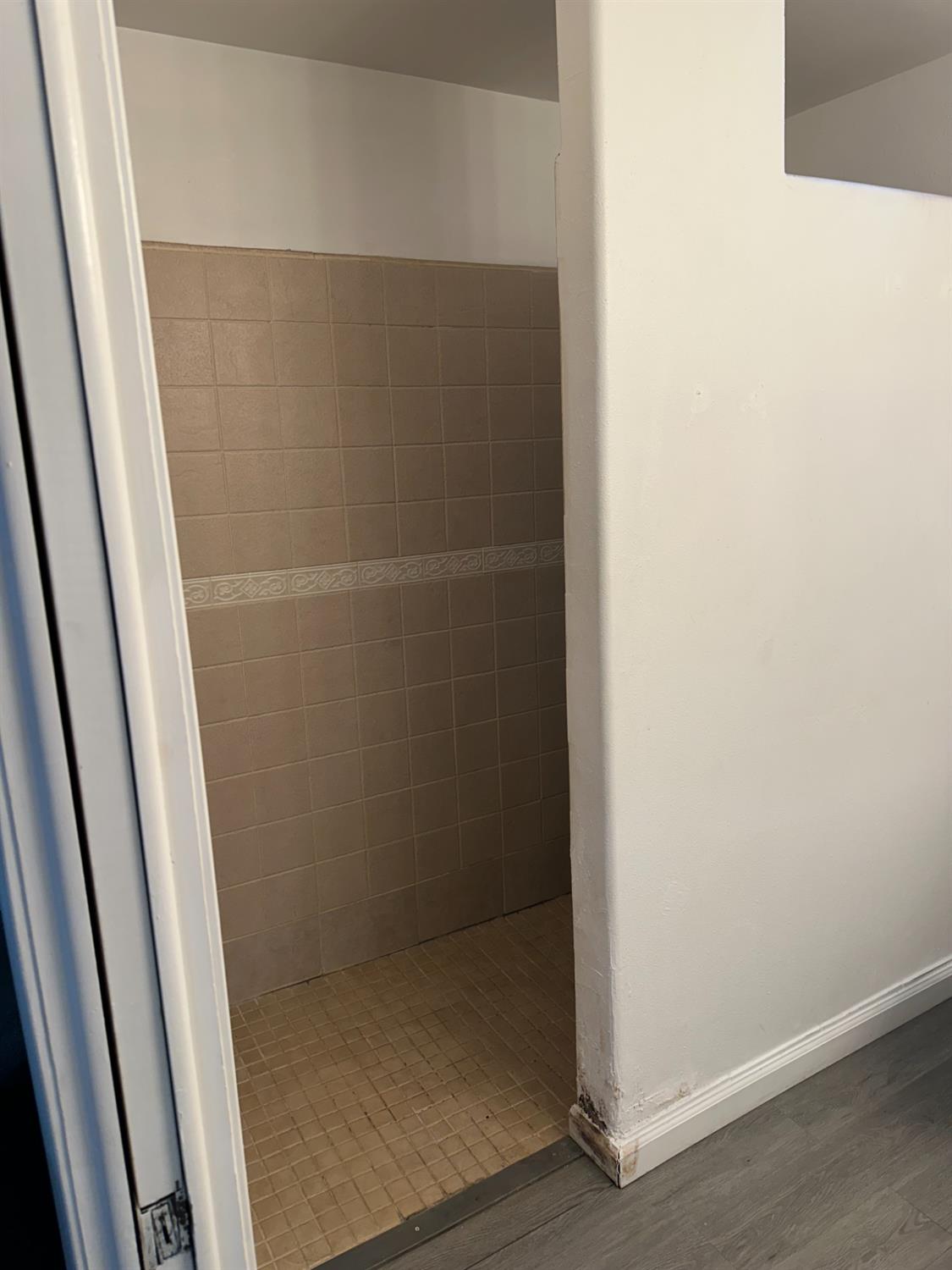 2316 E Norwich Ave, Fresno, CA 93726