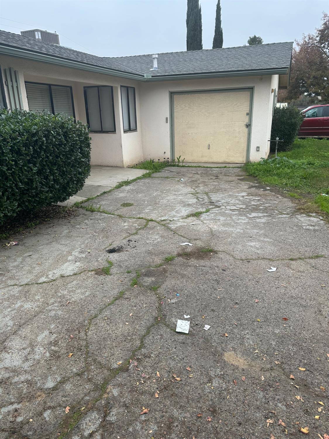 2316 E Norwich Ave, Fresno, CA 93726