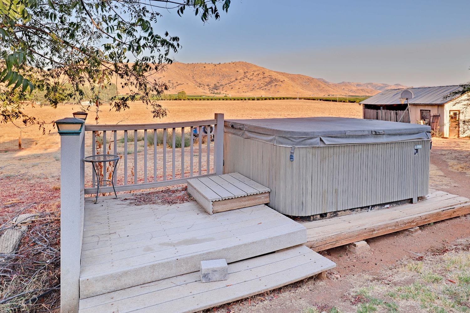 3363 S Anchor Ave, Orange Cove, CA 93646