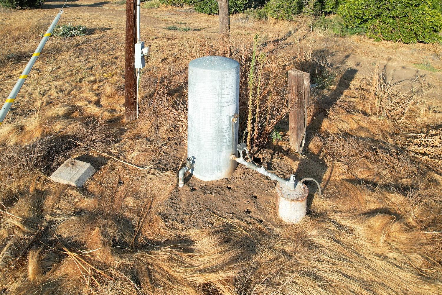 3363 S Anchor Ave, Orange Cove, CA 93646