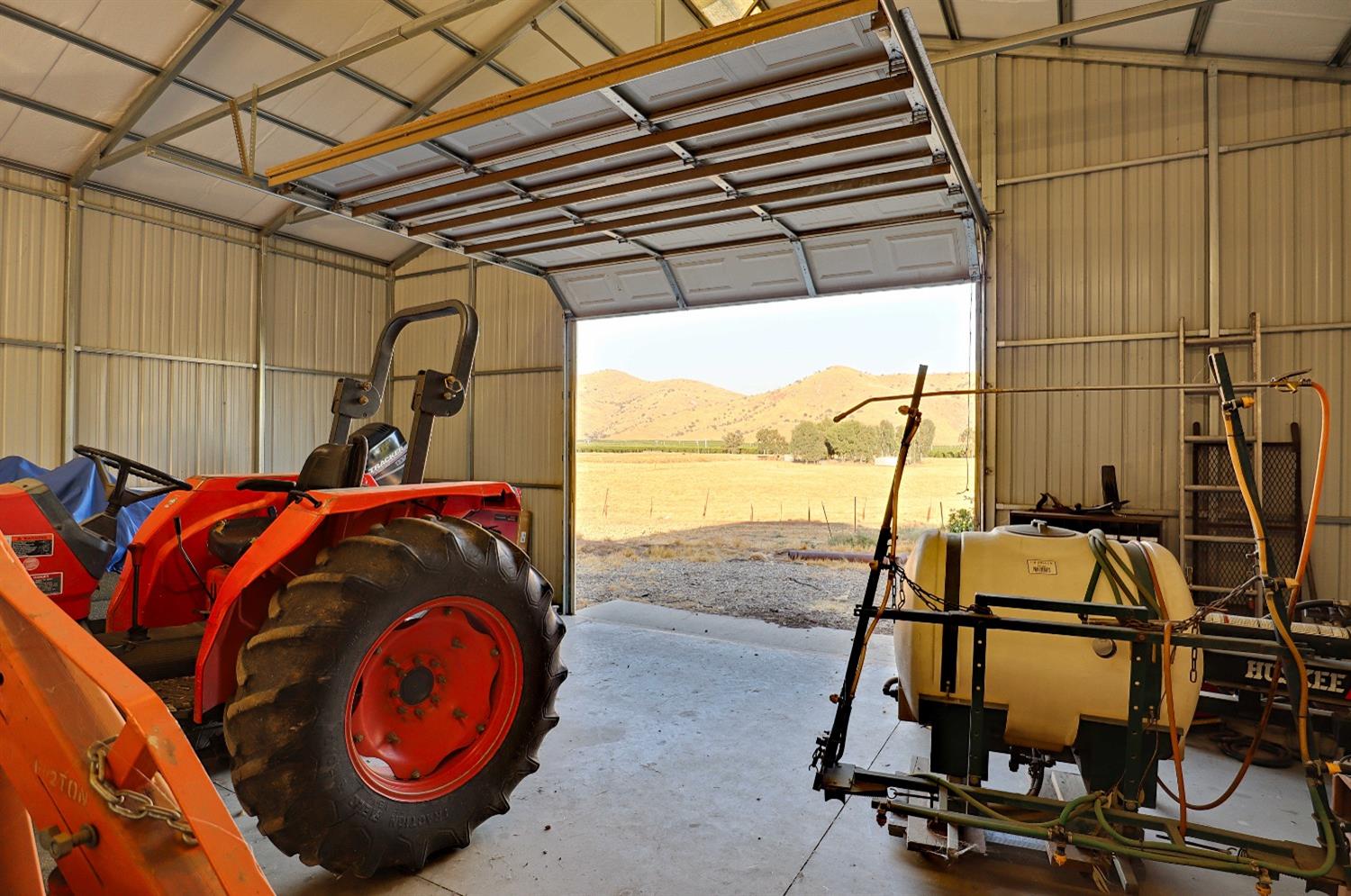 3363 S Anchor Ave, Orange Cove, CA 93646